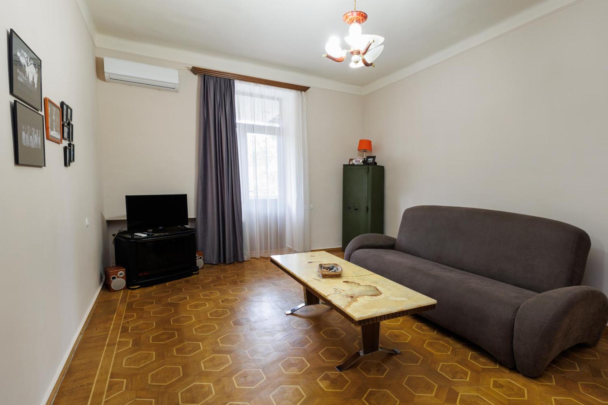 Apartments On Paronyan 15 Ереван Экстерьер фото